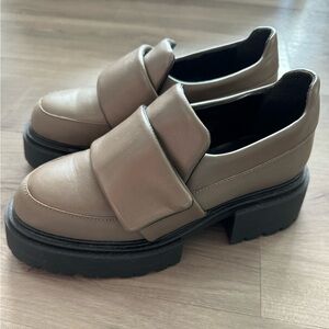 M. Gemi Lug Sole Loafers 7.5 NWOT